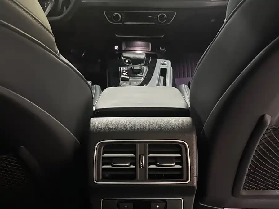 Audi Q5L, 2025