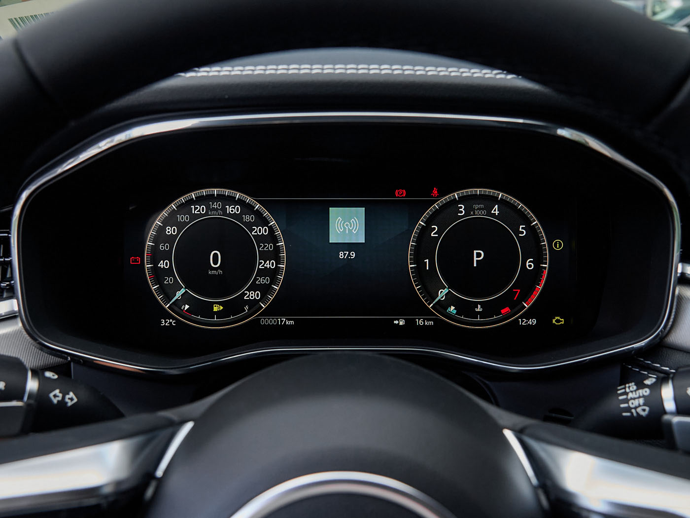 Jaguar F-Pace, 2024
