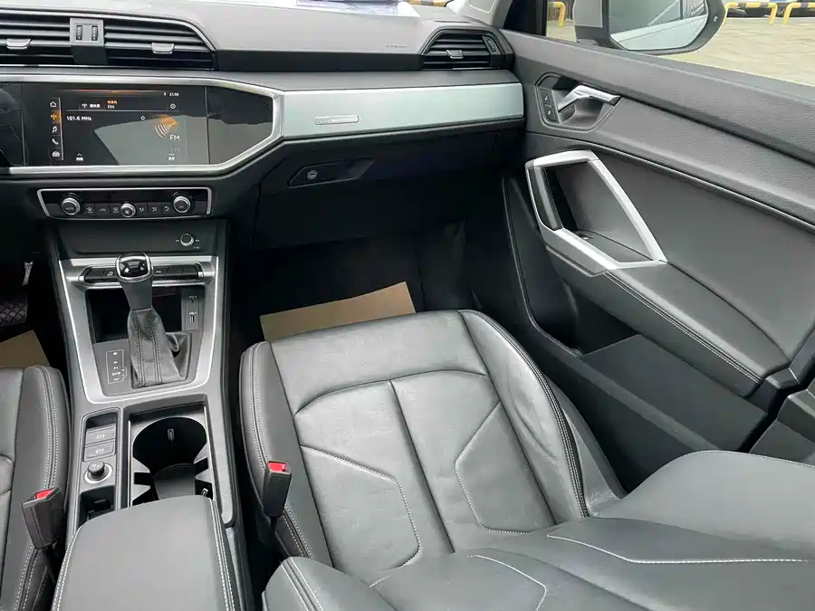 Audi Q3, 2021