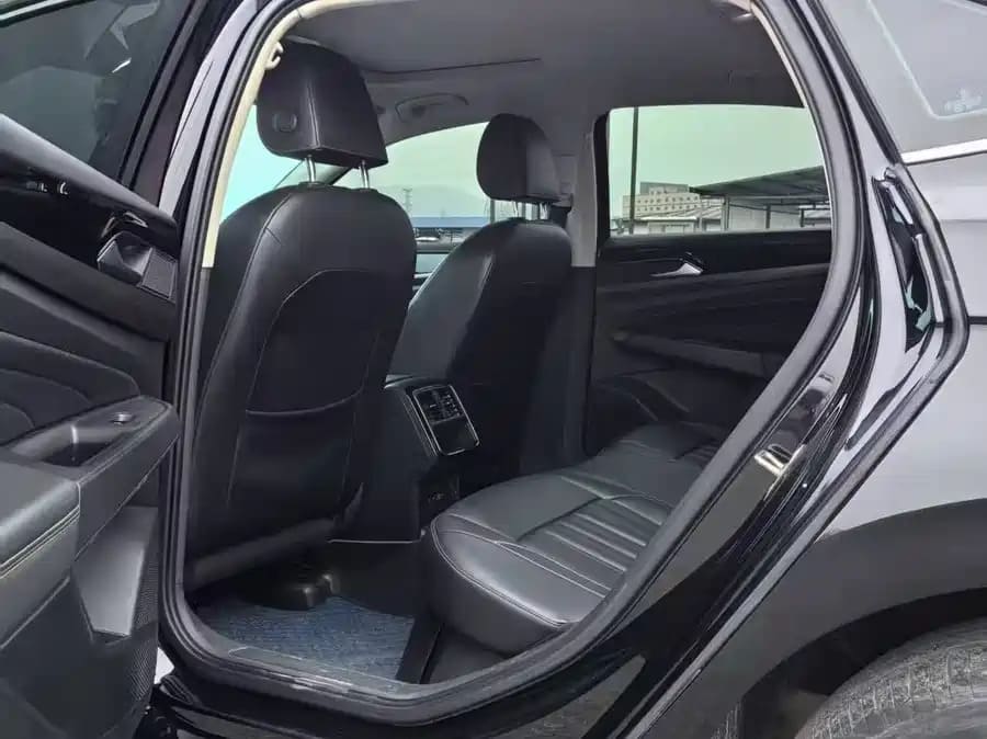 Volkswagen Passat, 2021