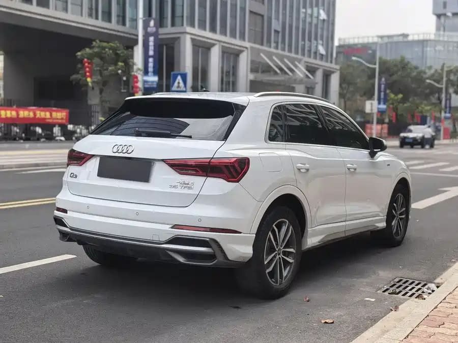 Audi Q3, 2021