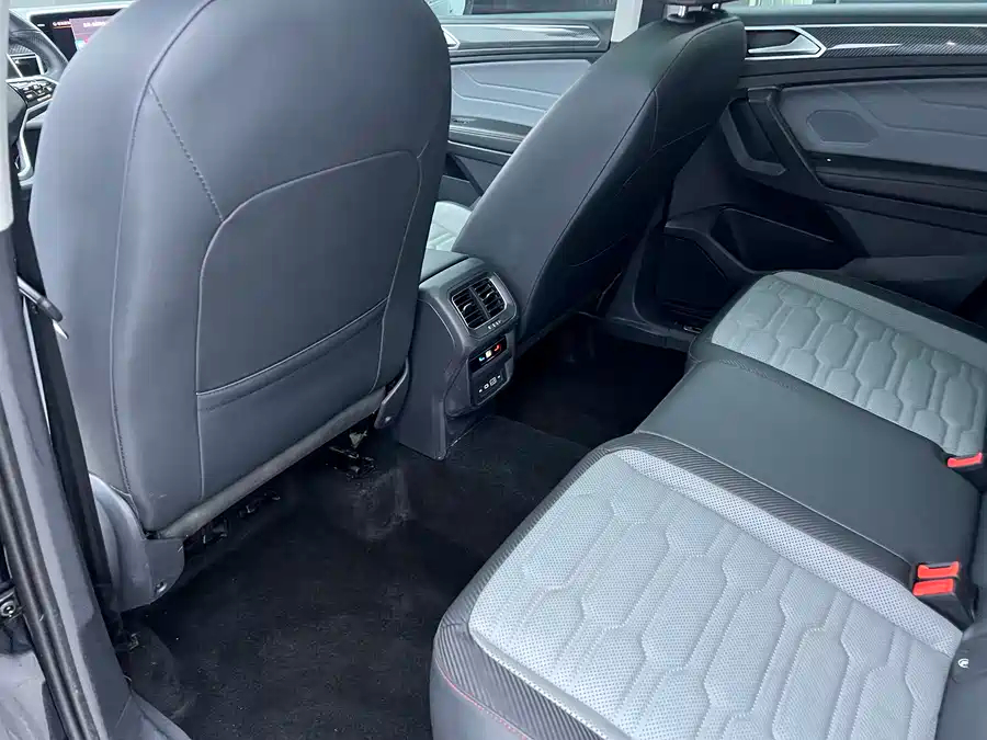 Volkswagen Tiguan X, 2021