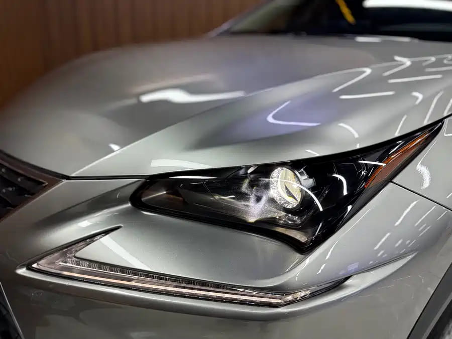 Lexus NX200, 2021