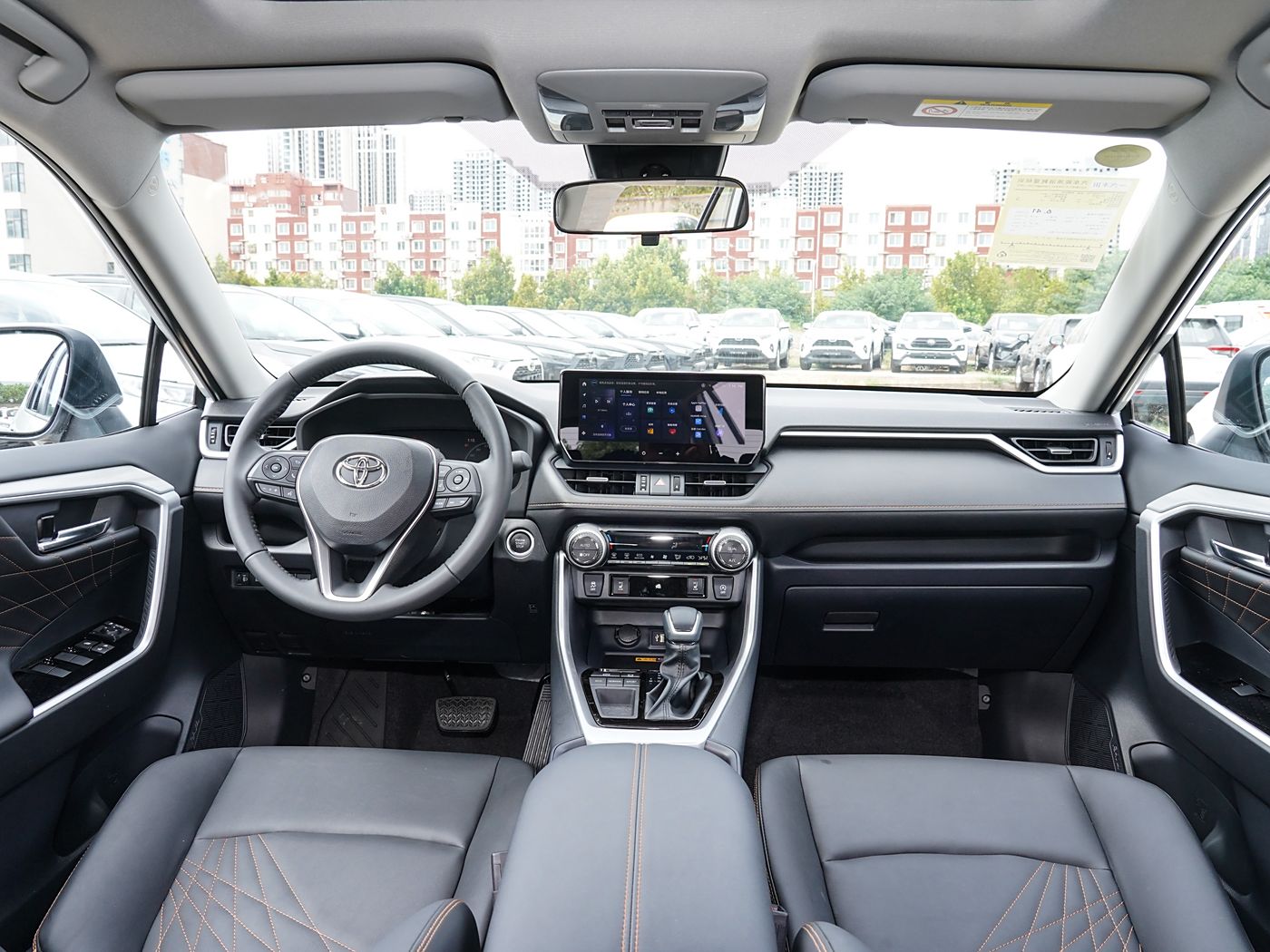 Toyota RAV4, 2025
