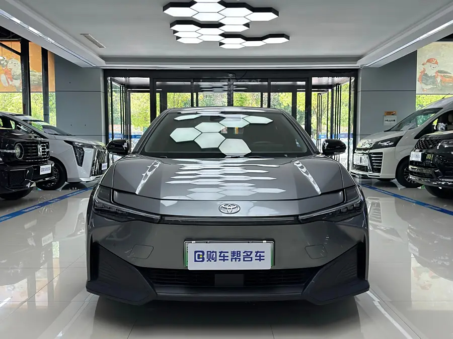 Toyota bZ3, 2023