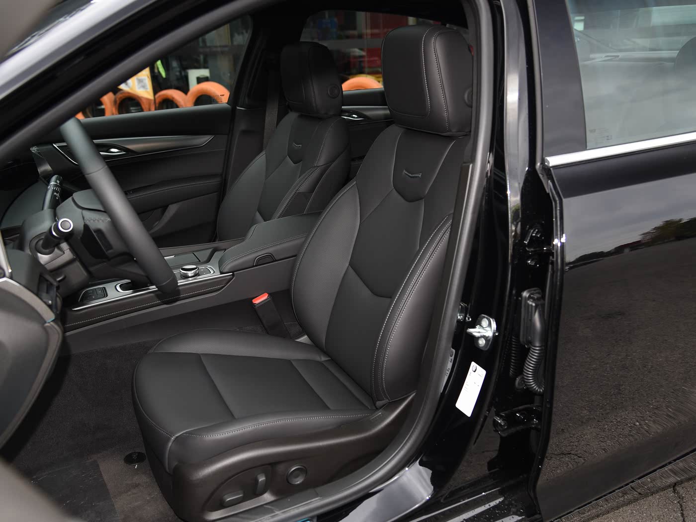Cadillac CT5, 2025