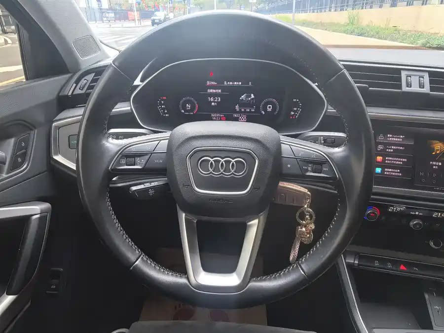 Audi Q3, 2021