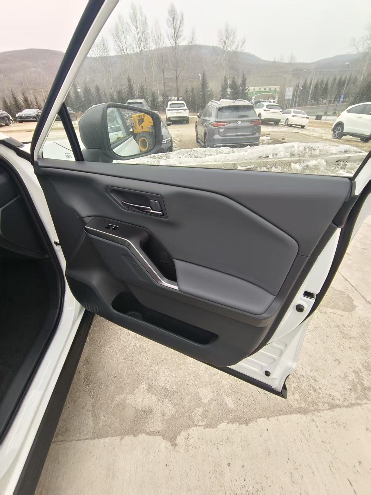 Toyota RAV4, 2025