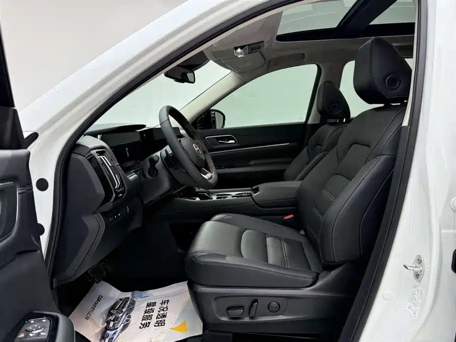 Nissan Pathfinder, 2025