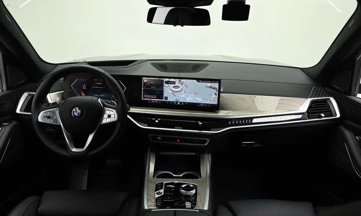 BMW X7, 2023