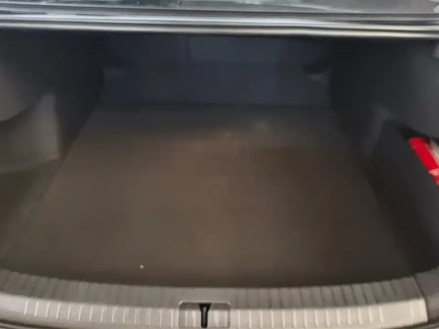 Volkswagen Passat, 2022
