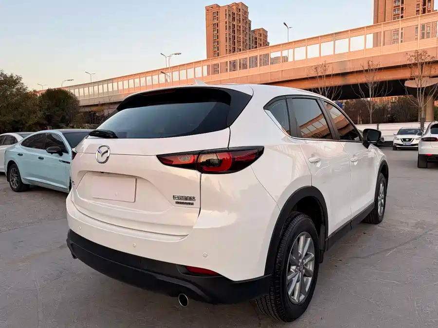 Mazda CX-5, 2023