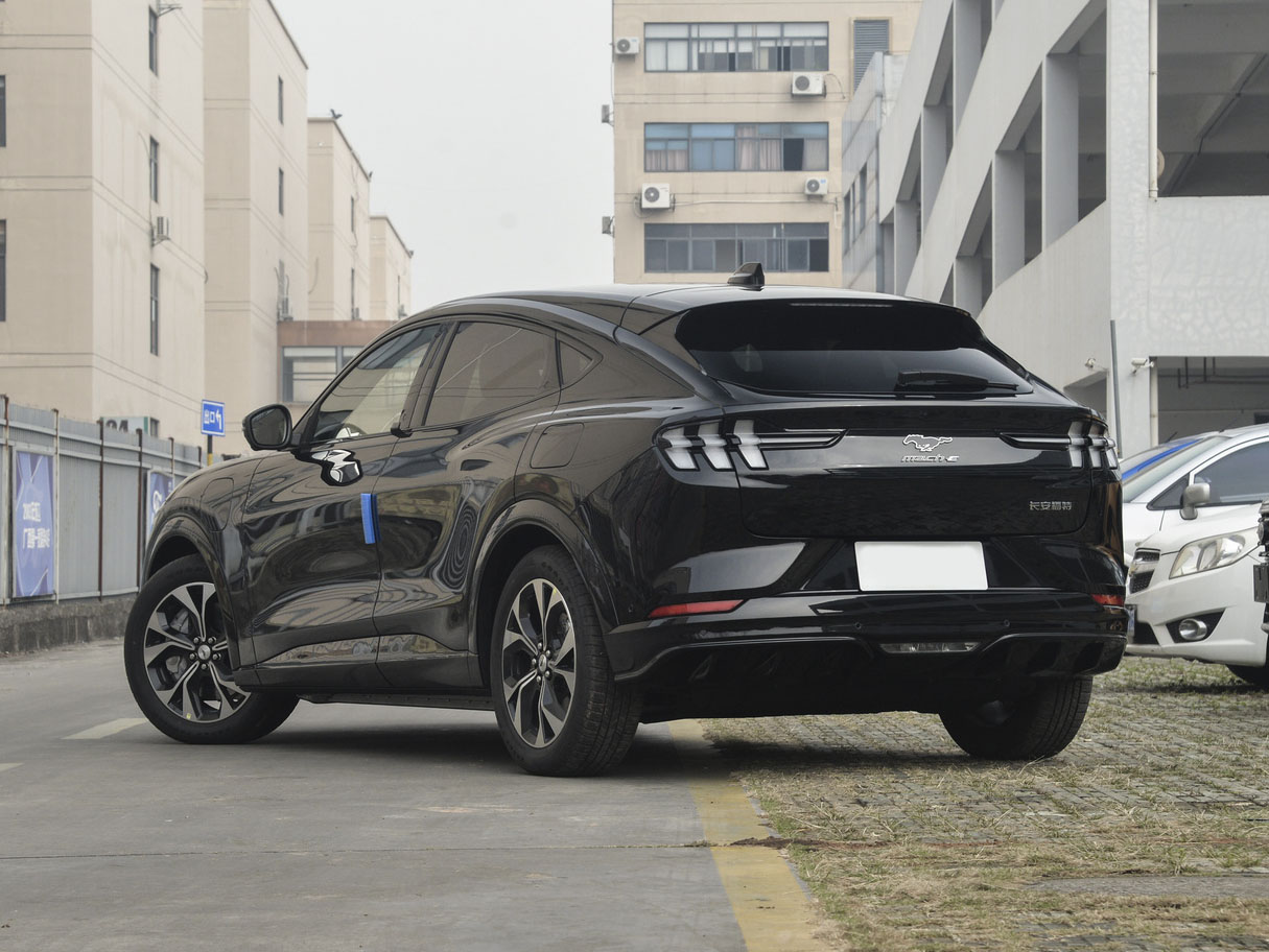 Ford Mustang Mach-E, 2024