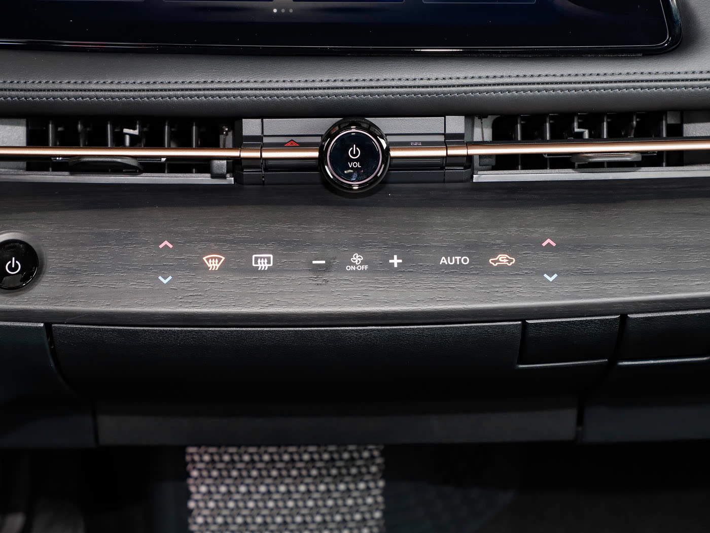 Nissan Ariya, 2025