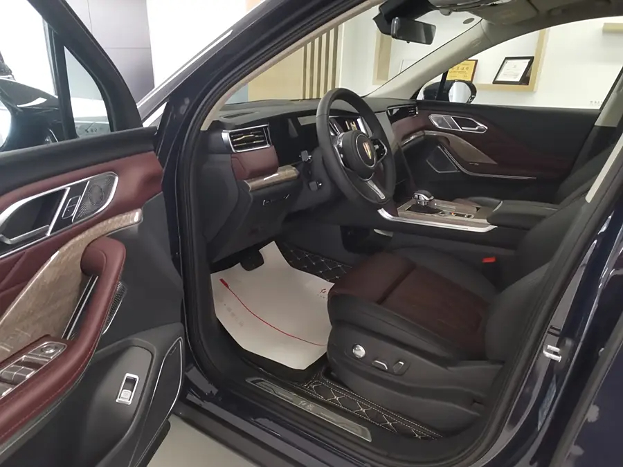 Hongqi HS7, 2023