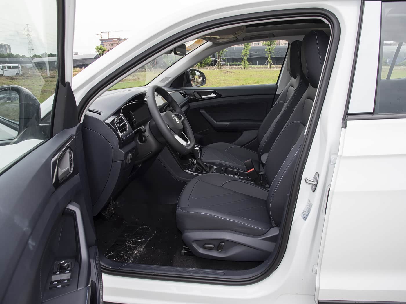 Volkswagen Tharu XR, 2026