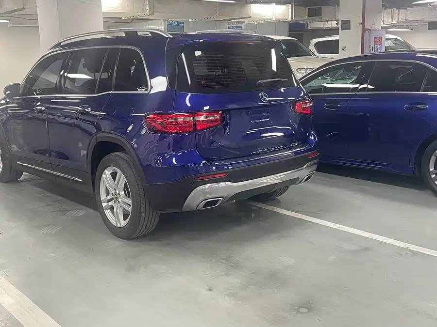 Mercedes-Benz GLB180, 2021