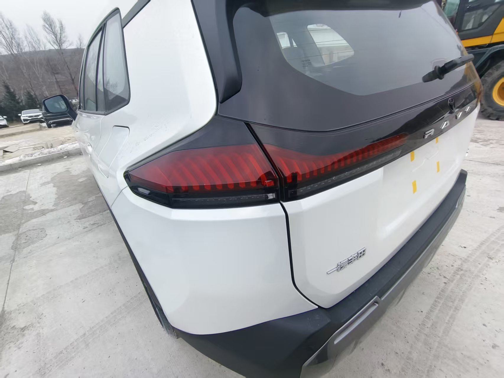 Toyota RAV4, 2025