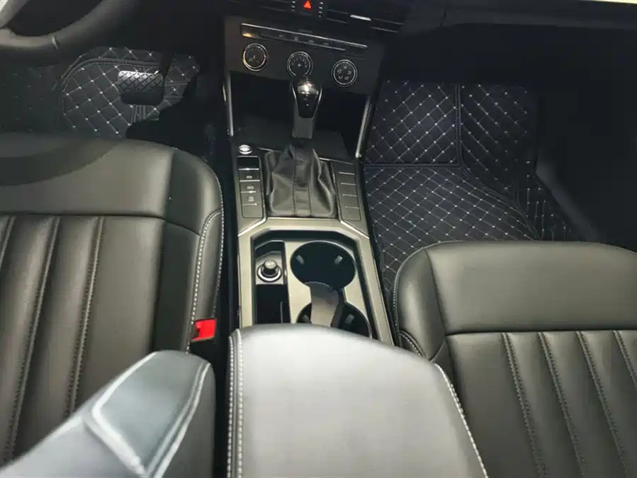 Volkswagen Passat, 2022