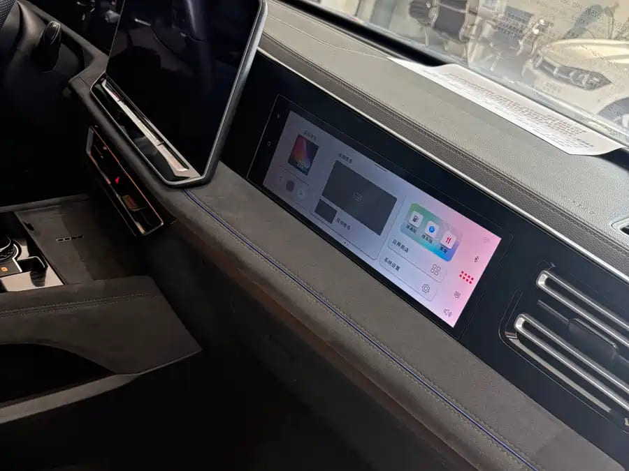 Volkswagen Tiguan L PRO, 2024