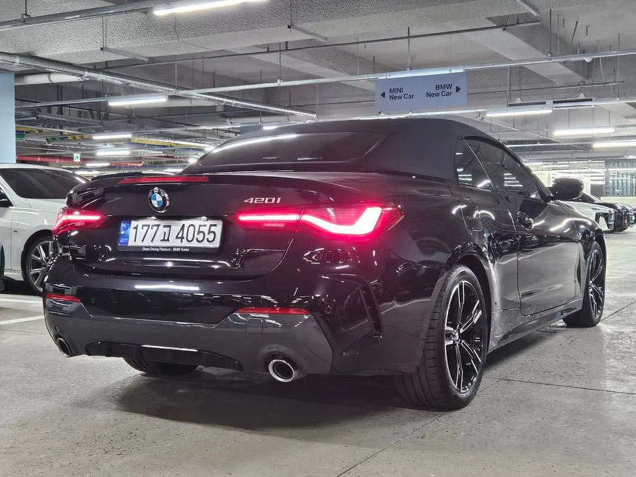 BMW 420i Convertible, 2022