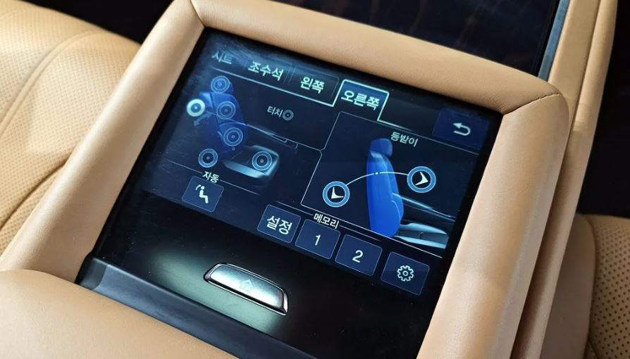 Lexus LS500, 2021
