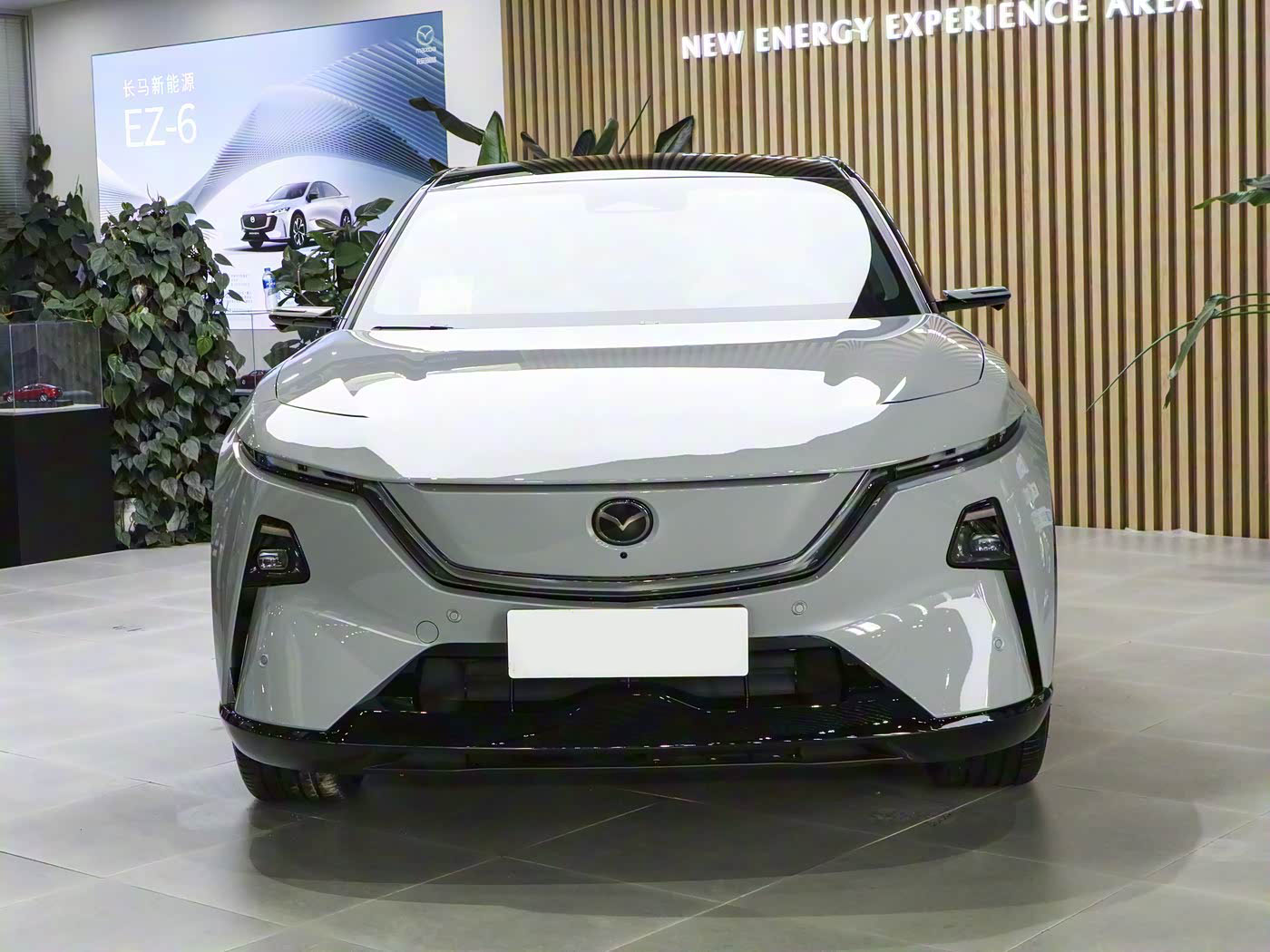 Mazda EZ-60, 2025