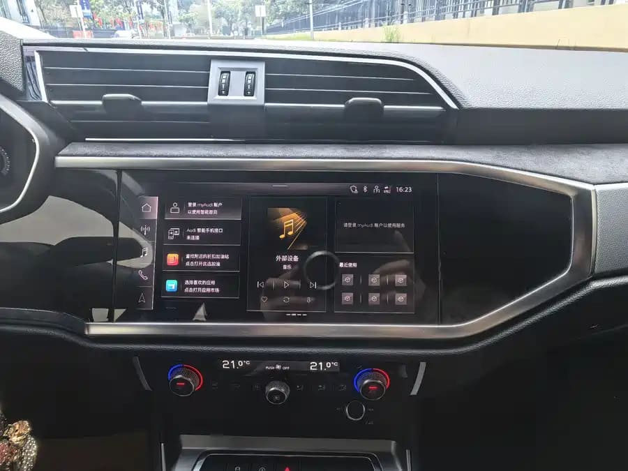 Audi Q3, 2021