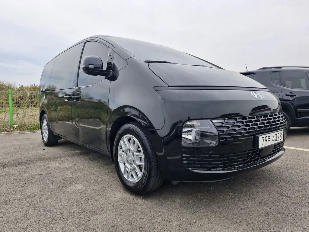 Hyundai Staria, 2022