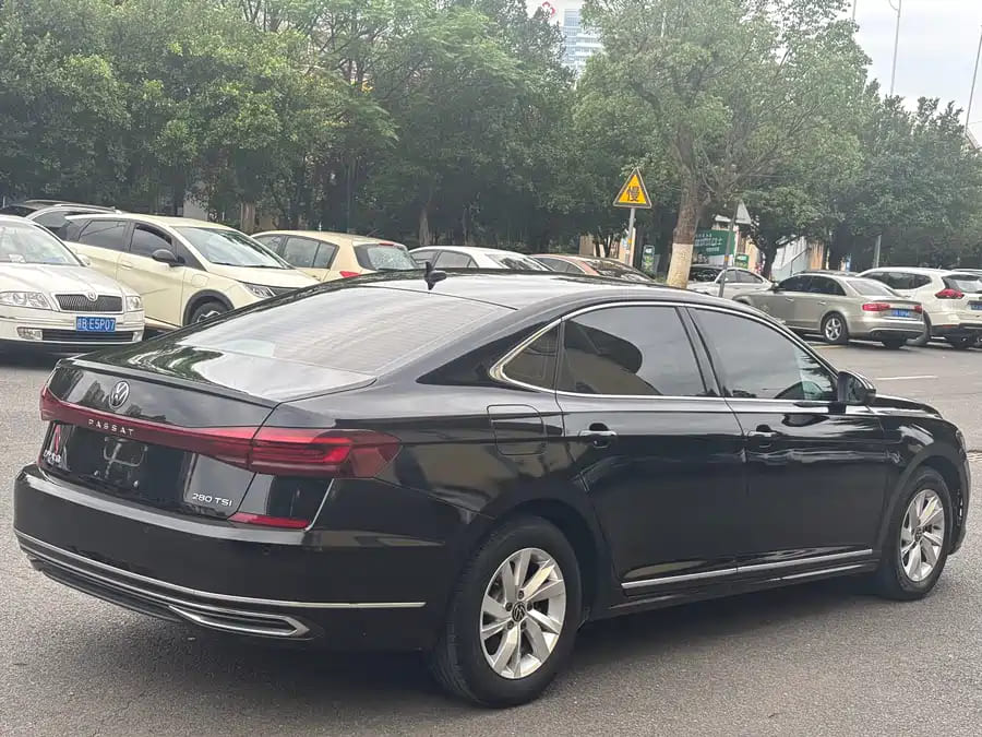 Volkswagen Passat, 2022