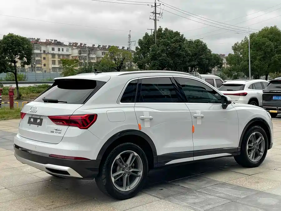 Audi Q3, 2021