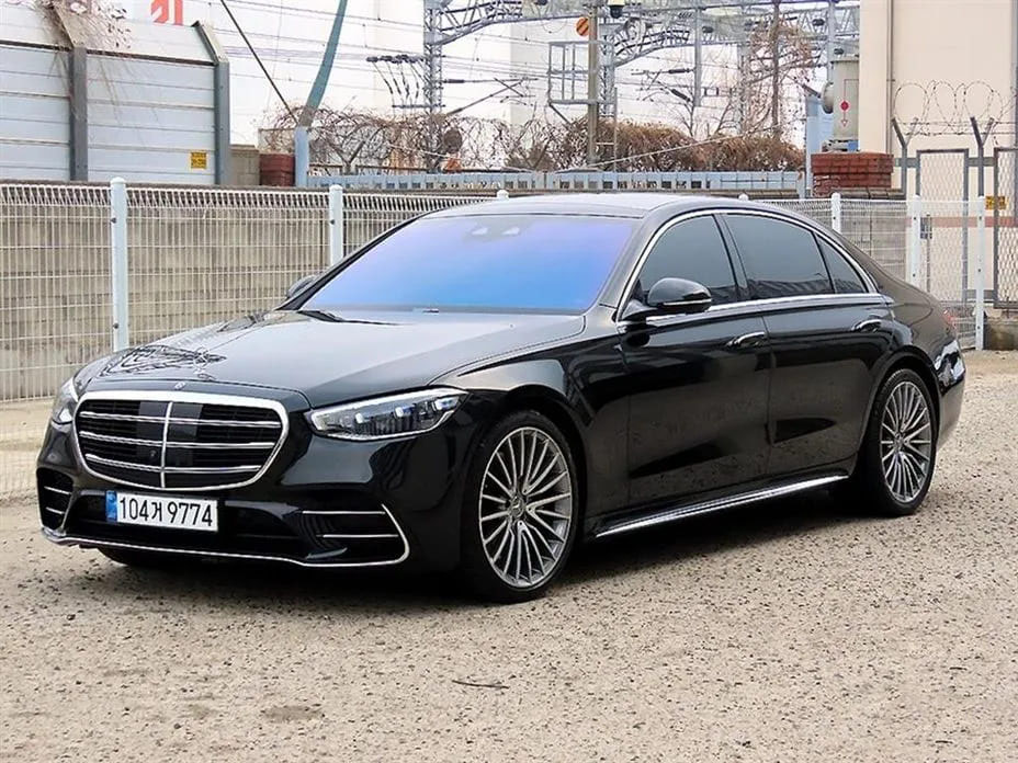 Купить Mercedes-Benz S500L 4MATIC 2025 года с пробегом новый