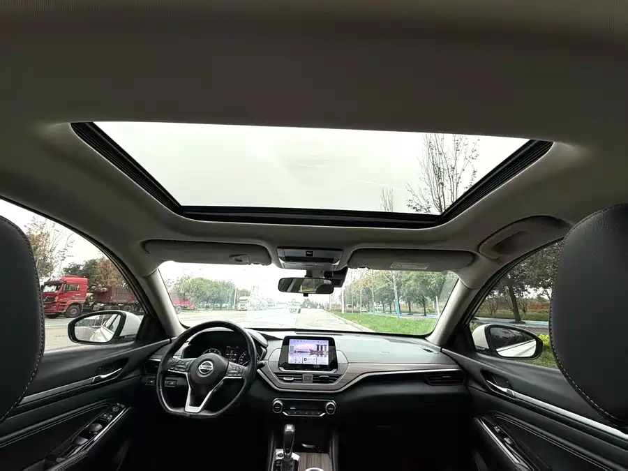 Nissan Altima, 2022