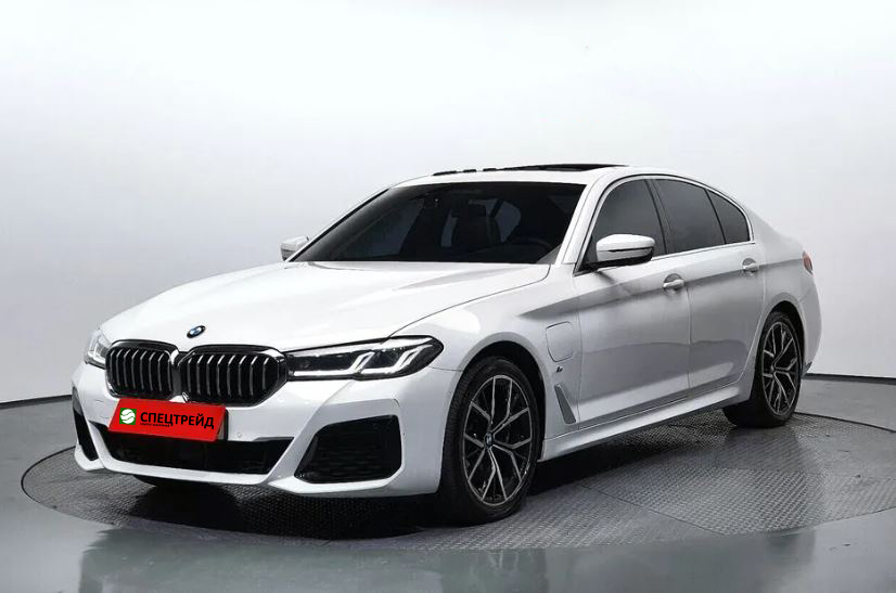 Купить BMW 530e M Sport 2020 года с пробегом новый