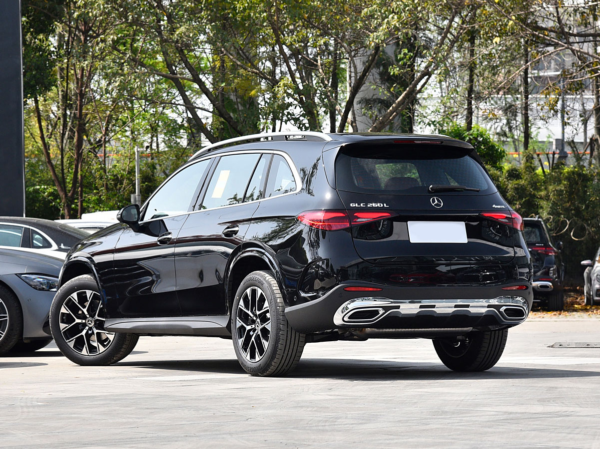Mercedes-Benz GLC 260 L, 2024