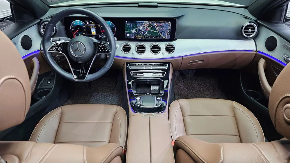 Mercedes-Benz E250, 2021