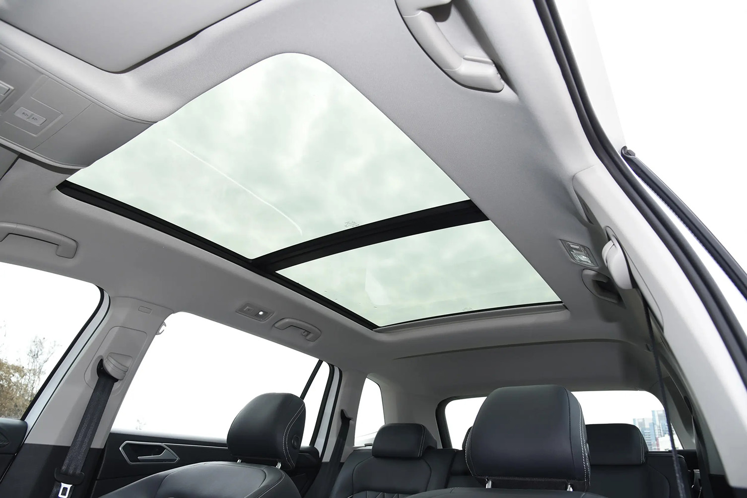 Volkswagen Tiguan L, 2025