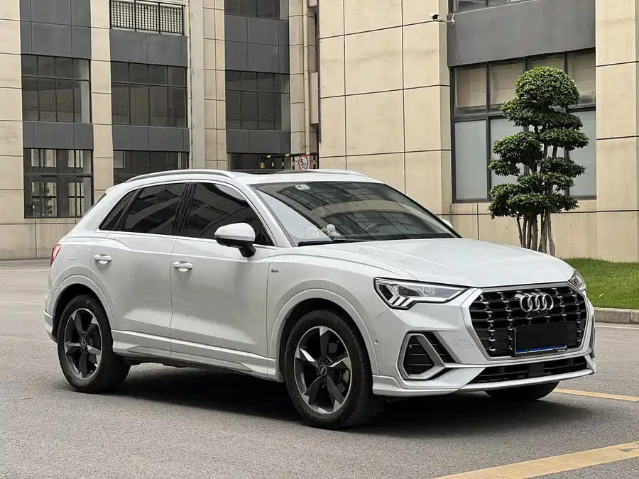 Audi Q3, 2022