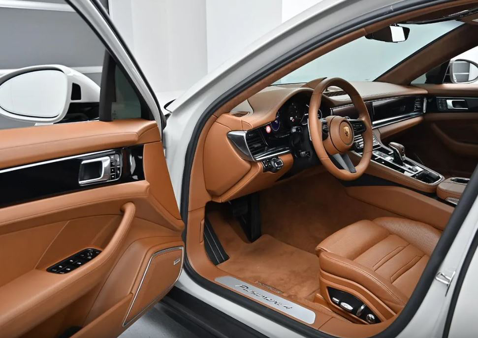 Porsche Panamera, 2021