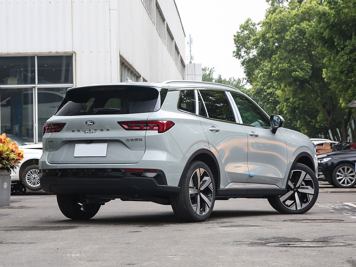 Ford Equator Sport, 2025