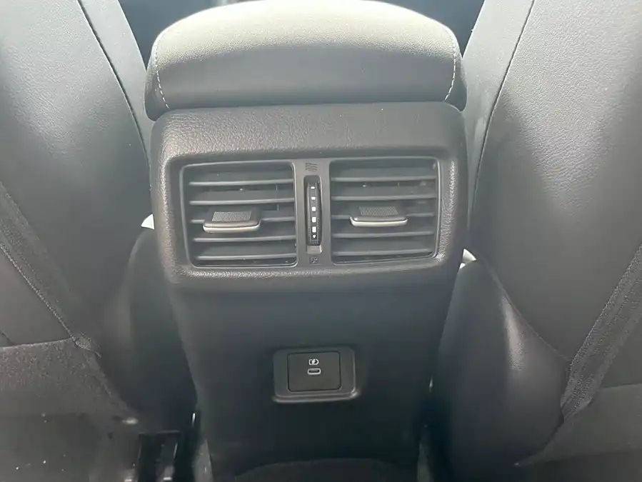 Nissan Sylphy, 2023