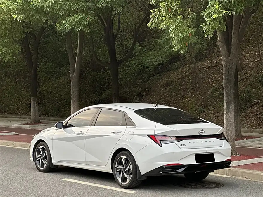 Hyundai Elantra, 2020