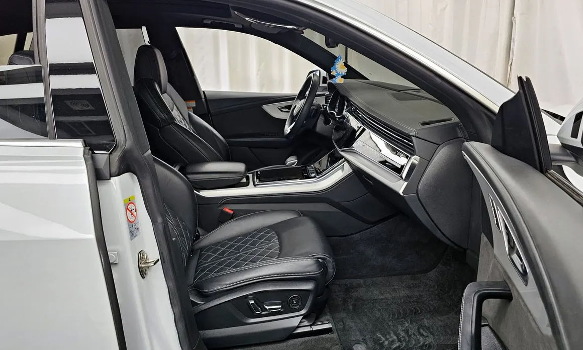 Audi Q8, 2021