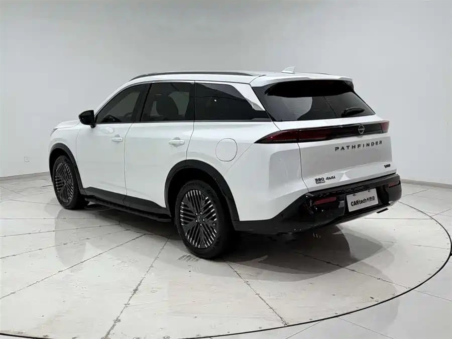 Nissan Pathfinder, 2025