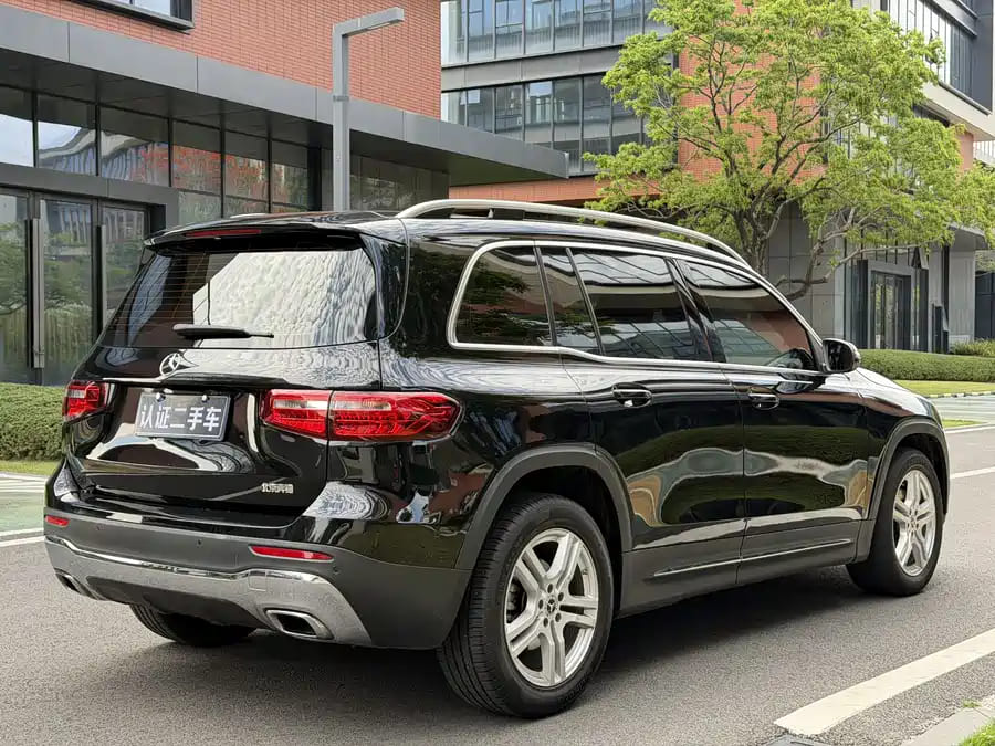 Mercedes-Benz GLB180, 2021