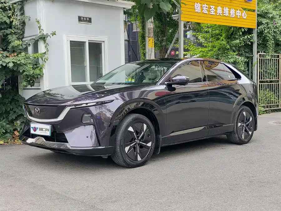 Купить Mazda EZ-60 2025 года с пробегом бу