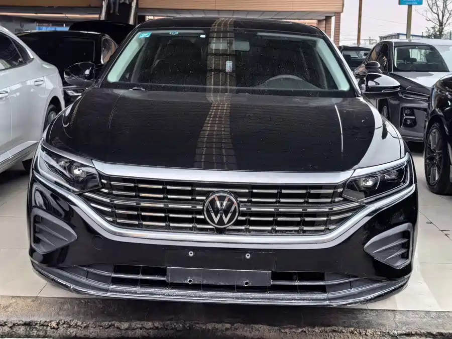 Volkswagen Passat, 2022