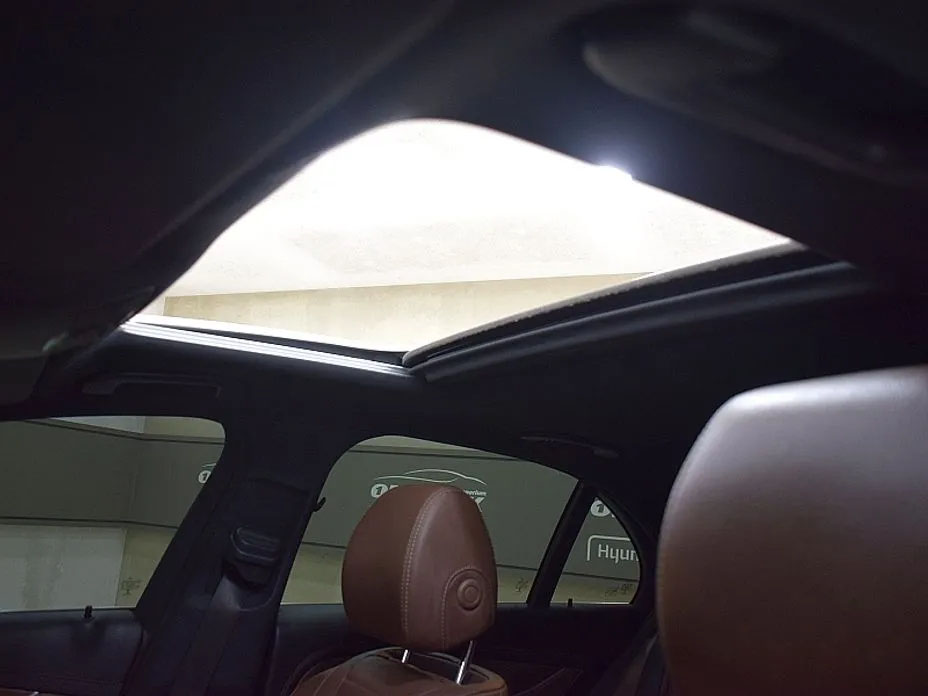Mercedes-Benz E250, 2021