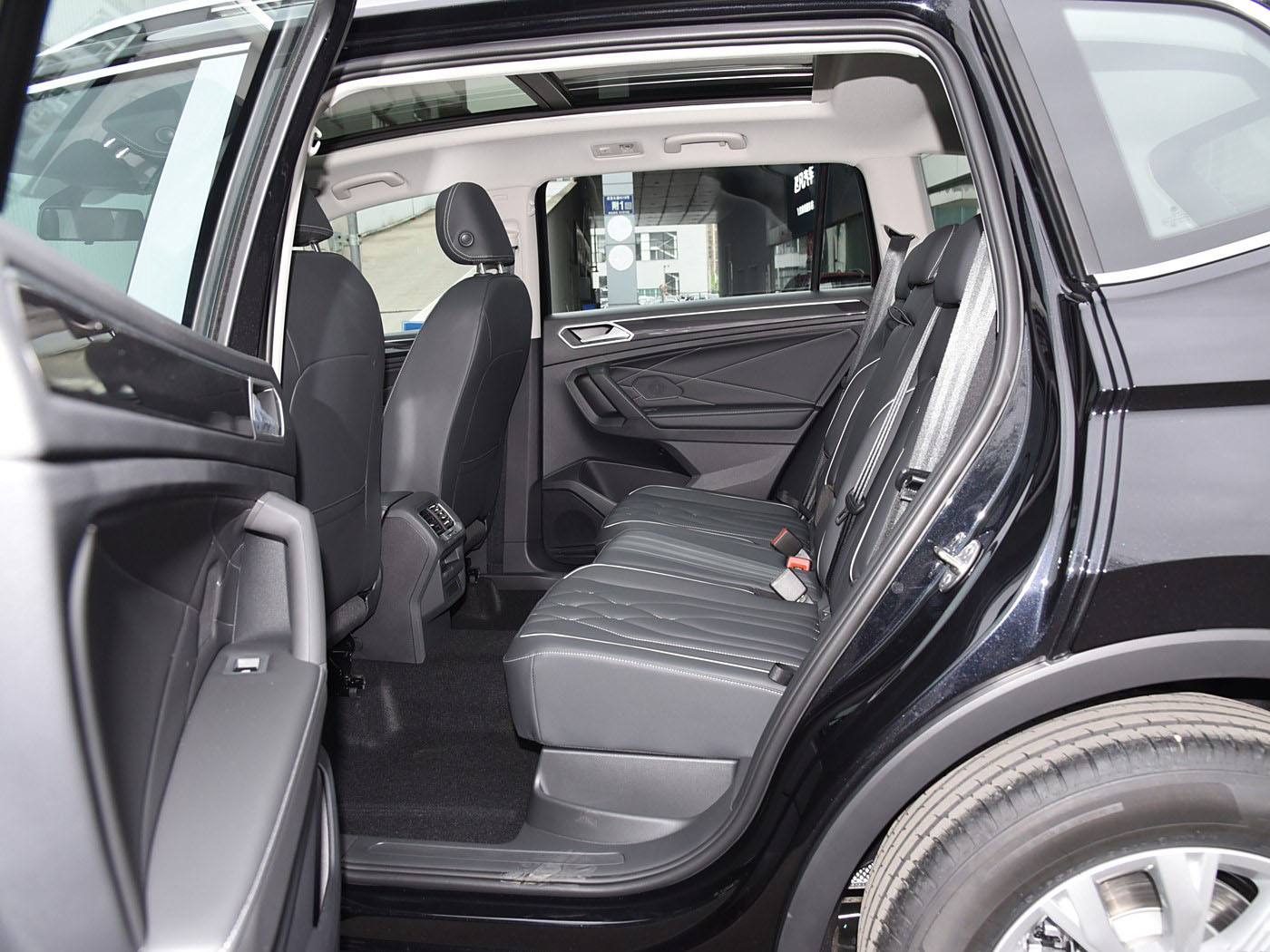 Volkswagen Tiguan L, 2024