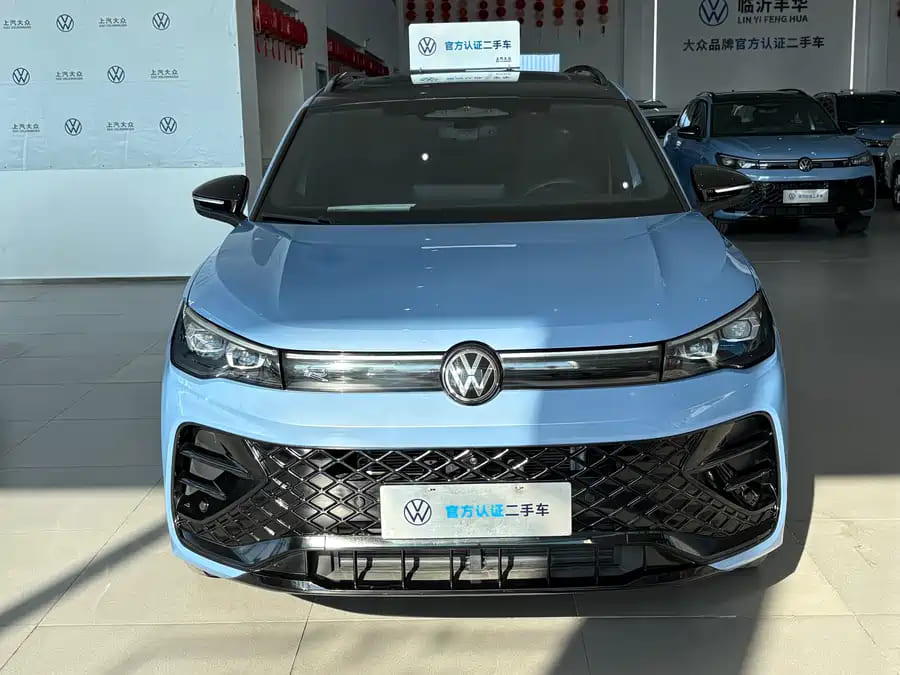 Volkswagen Tiguan L PRO, 2024